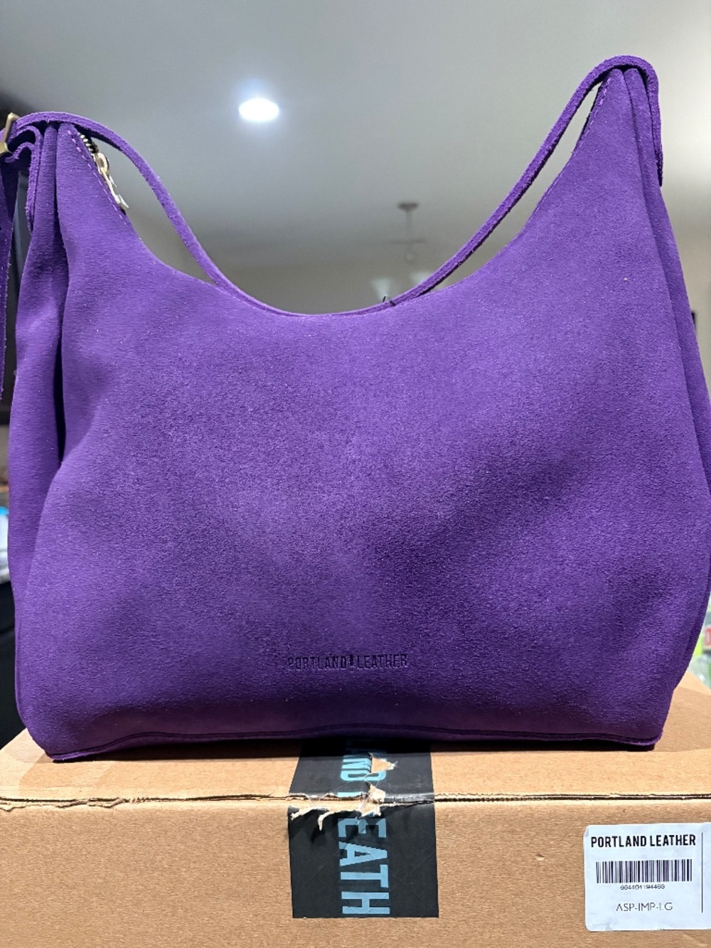 NWT Portland Leather Goods Large Aspen Shoulder Bag - Imperial Purple Suede - Picture 3 of 5